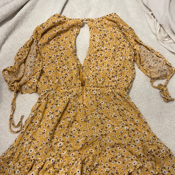 Fortune One Tucana Dress Yellow - Picture 7 of 8